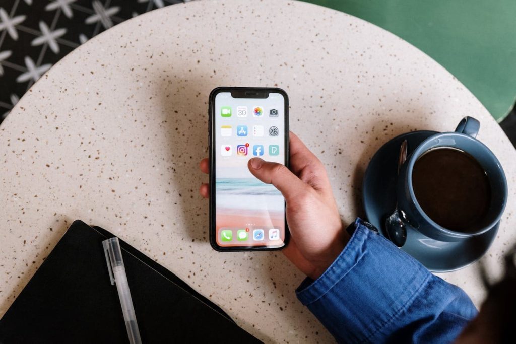do colleges check social media